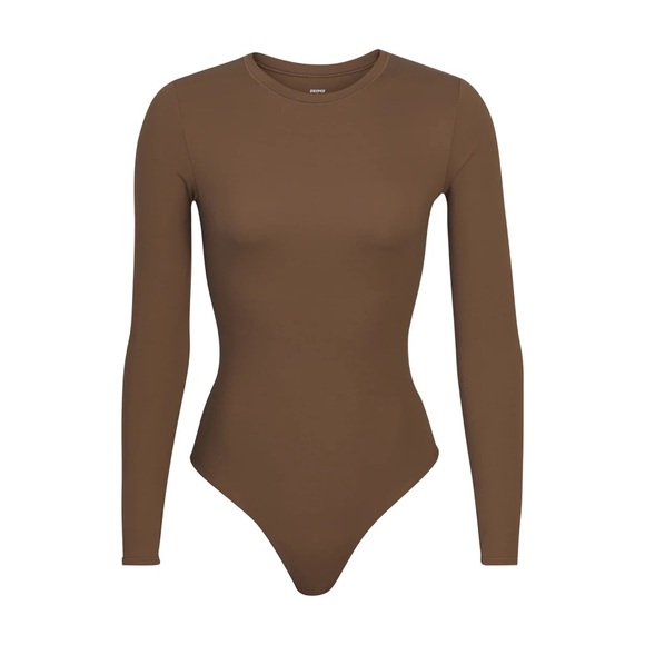 Skims - Fits Everybody Long Sleeve Crew Neck Bodysuit